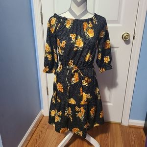 🆕️ Black Floral Dress Size Medium